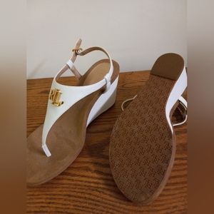 Sandal